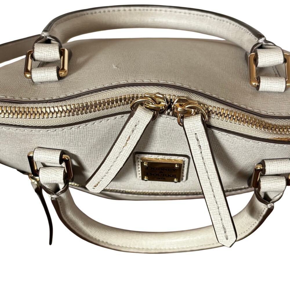 Dooney & Bourke purse light gray/sand saffiano leather 2–way satchel shoulderbag - Picture 10 of 16